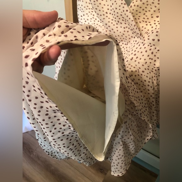 Lulu’s cream and brown polka dot ruffle spaghetti strap romper - Picture 4 of 9